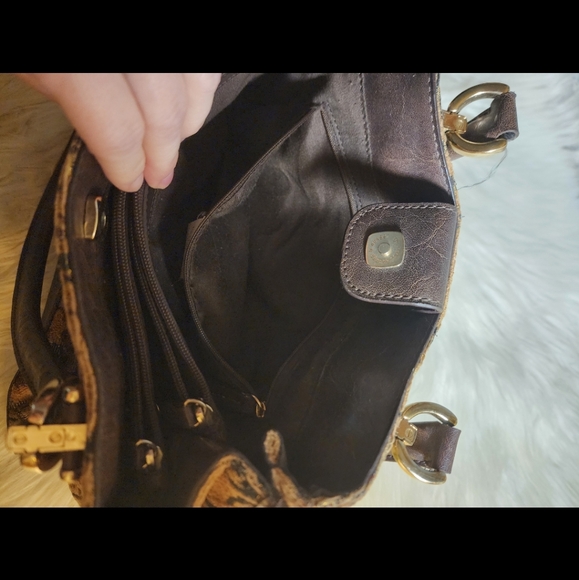 VINTAGE Golden Threaded Floral Tapestry & Leather Large Liz Claiborne Hand Bag - Picture 14 of 17